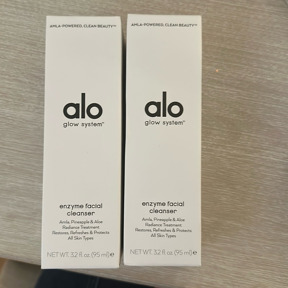 ALO Glow System - enzyme facial cleanser